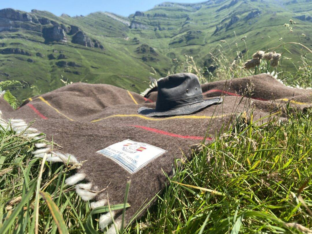 100 Merino Wool Blanket Bushcraft Spain