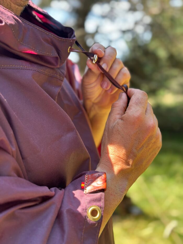 Oilskin Poncho Shelter - Image 16