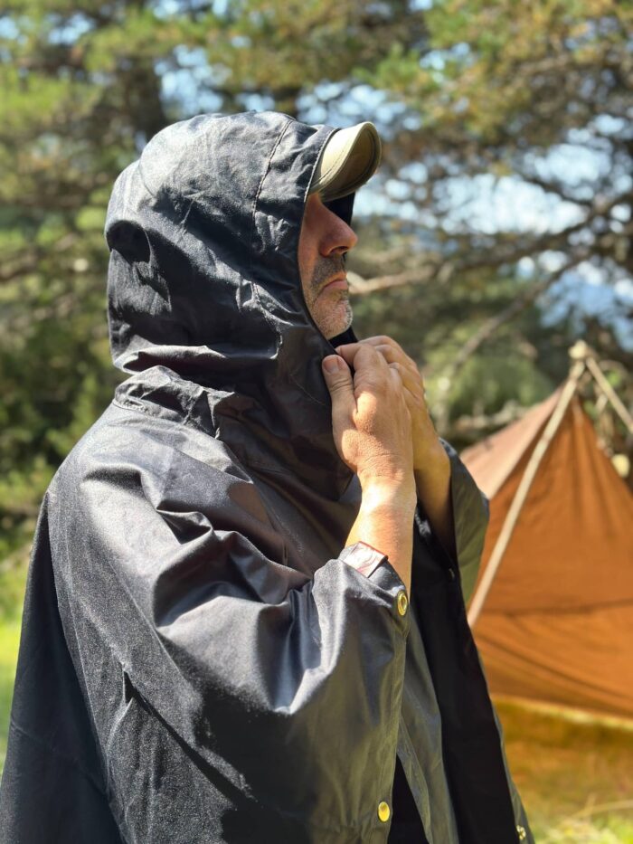 Oilskin Poncho Shelter - Image 4