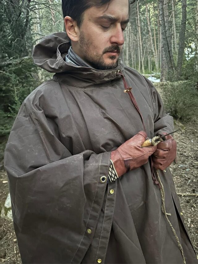 Oilskin Poncho Shelter Bushcraft Spain